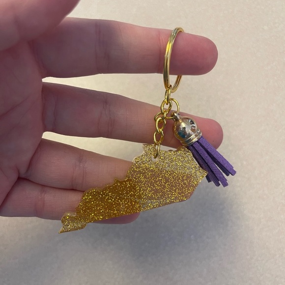 Handmade U.S. State Keychain - Kentucky - Picture 2 of 6